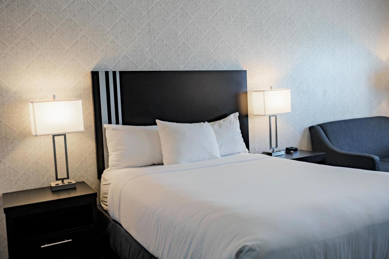 Park Inn By Radisson Edmonton Airport Leduc Buitenkant foto