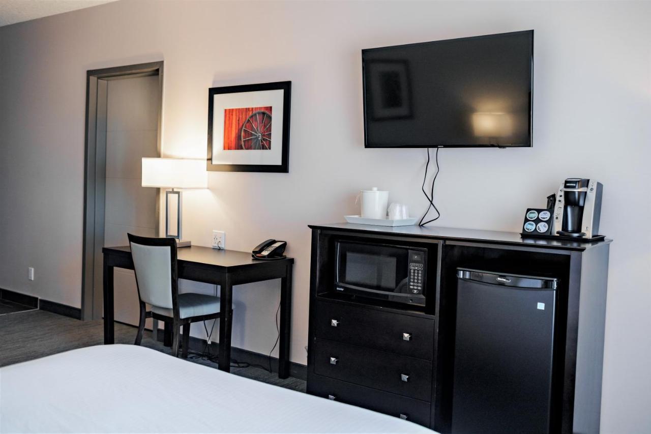 Park Inn By Radisson Edmonton Airport Leduc Buitenkant foto
