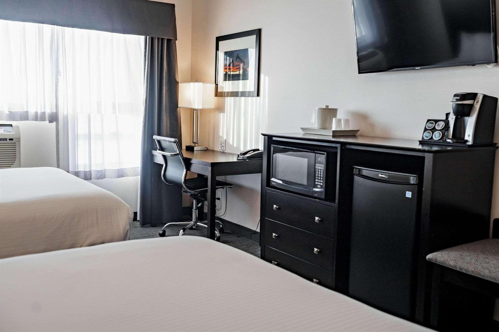 Park Inn By Radisson Edmonton Airport Leduc Buitenkant foto