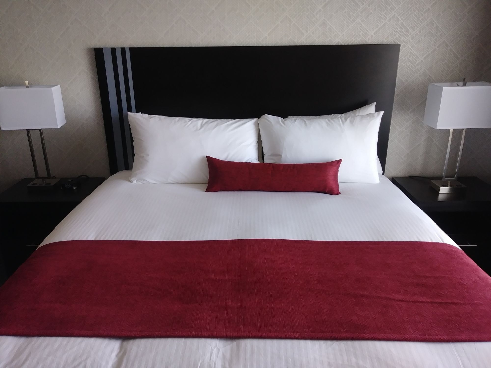 Park Inn By Radisson Edmonton Airport Leduc Buitenkant foto